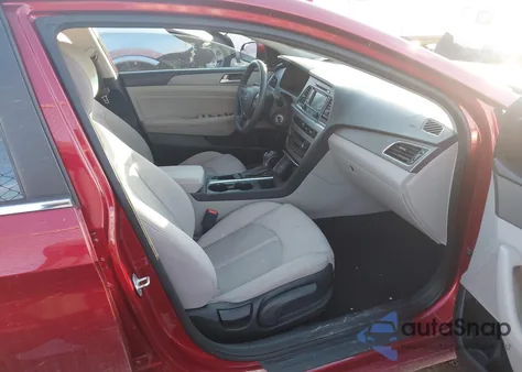 2015 Hyundai Sonata Se z USA, uszkodzony, nr VIN 5NPE24AF5FH214715